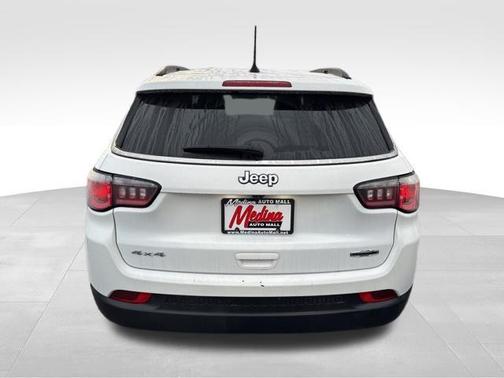 2023 Jeep Compass Latitude Lux