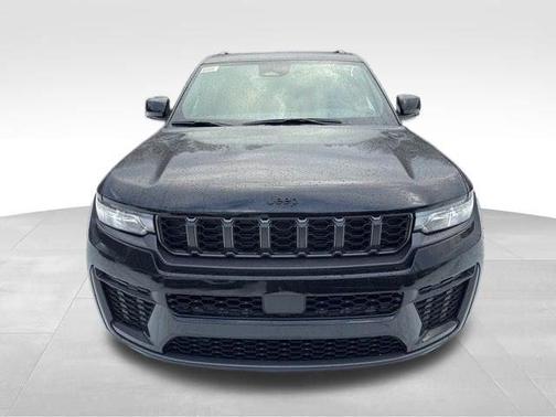 Diamond Black 2026 Jeep Grand Cherokee Sport