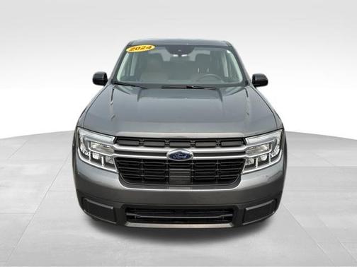 Carbonized Gray Metallic 2024 Ford Maverick Lariat