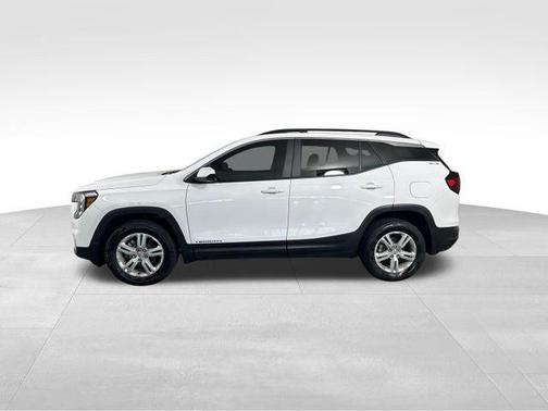 Summit White 2024 GMC Terrain SLE