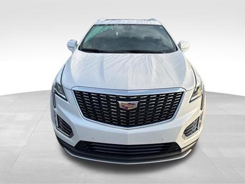 Crystal White Tri-Coat 2023 Cadillac XT5 Premium Luxury