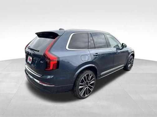 Denim Blue Metallic 2025 Volvo XC90 B6 Ultra