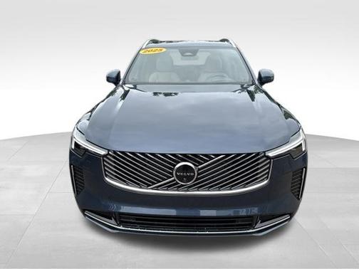 Denim Blue Metallic 2025 Volvo XC90 B6 Ultra