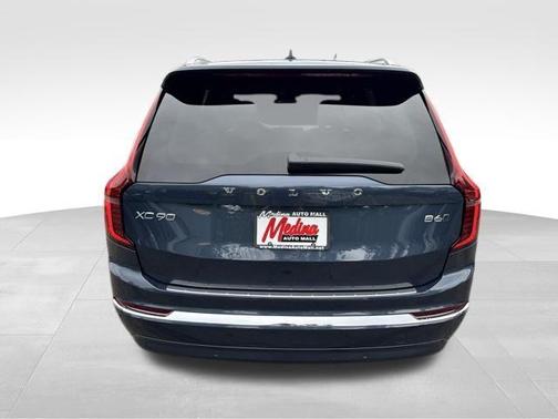 Denim Blue Metallic 2025 Volvo XC90 B6 Ultra