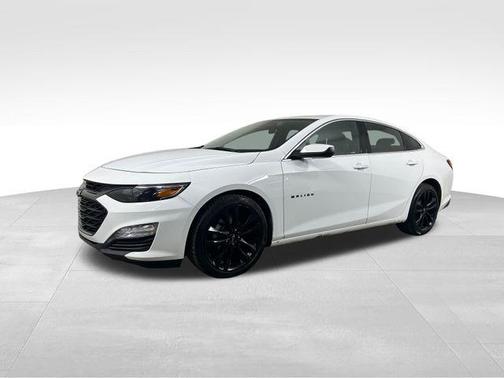 Summit White 2025 Chevrolet Malibu LT