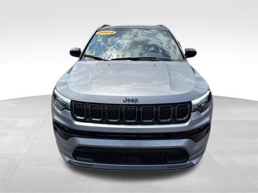 Silver Zynith 2024 Jeep Compass Limited