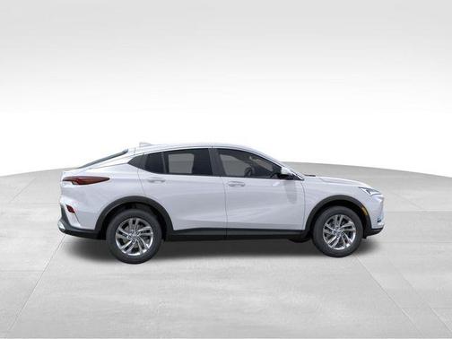 Summit White 2026 Buick Envista Preferred