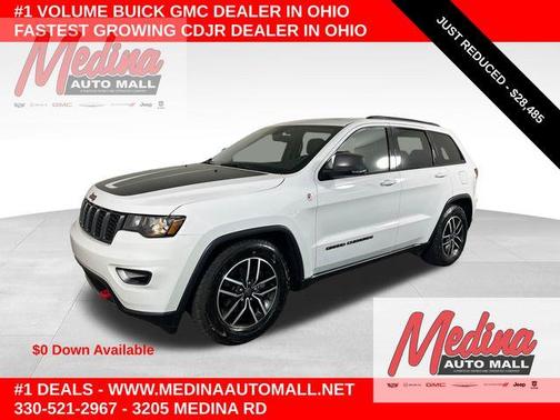 Bright White Clearcoat 2019 Jeep Grand Cherokee Trailhawk
