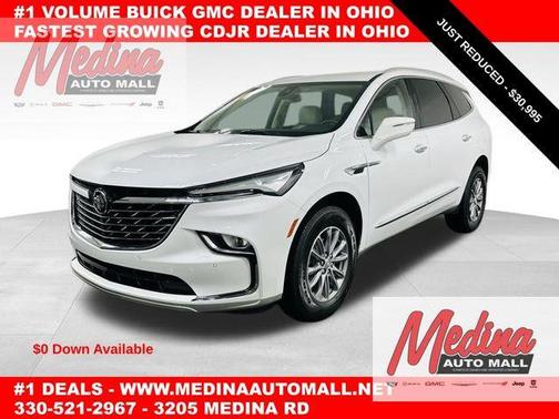 2023 Buick Enclave Essence