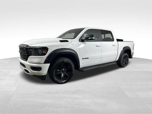 Bright White Clearcoat 2021 RAM 1500 Big Horn