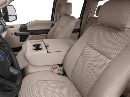 Oxford White 2017 Ford F-250 XLT
