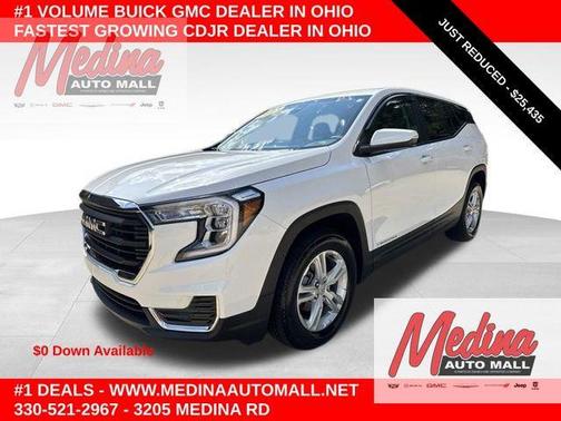 Summit White 2023 GMC Terrain SLE