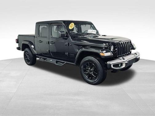 2023 Jeep Gladiator Sport