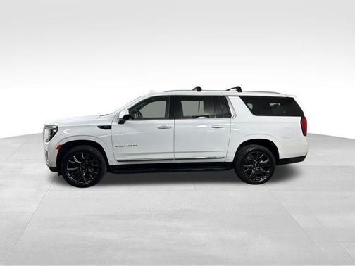 Summit White 2023 GMC Yukon XL SLT