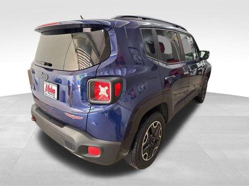 2016 Jeep Renegade Trailhawk