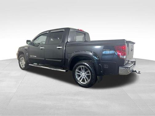 Magnetic Black 2015 Nissan Titan SL
