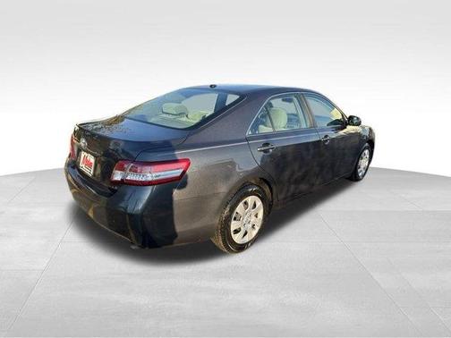 Magnetic Gray Metallic 2011 Toyota Camry LE