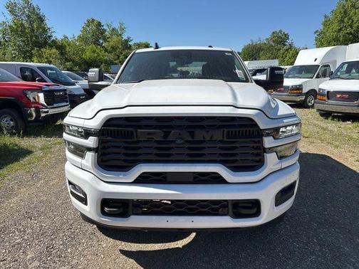 Bright White Clearcoat 2026 RAM 2500 Big Horn
