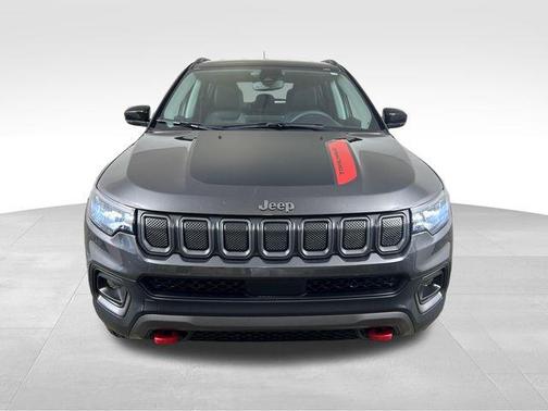Granite Crystal Clearcoat Metallic 2022 Jeep Compass Trailhawk