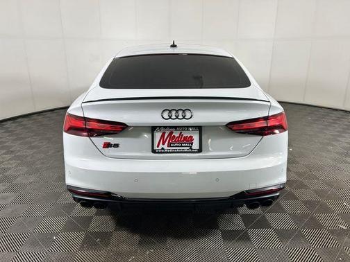 Glacier White Metallic 2024 Audi S5 3.0T Premium