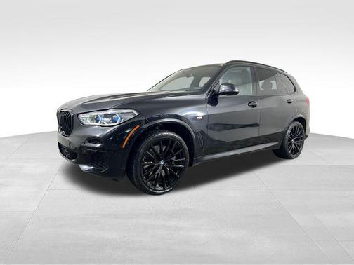 Black Sapphire Metallic 2022 BMW X5 M50i