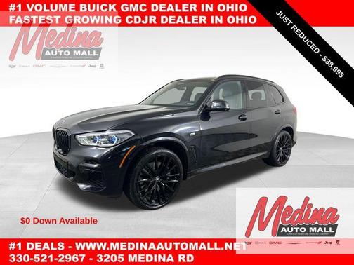 Black Sapphire Metallic 2022 BMW X5 M50i
