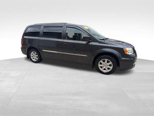 2012 Chrysler Town & Country Touring