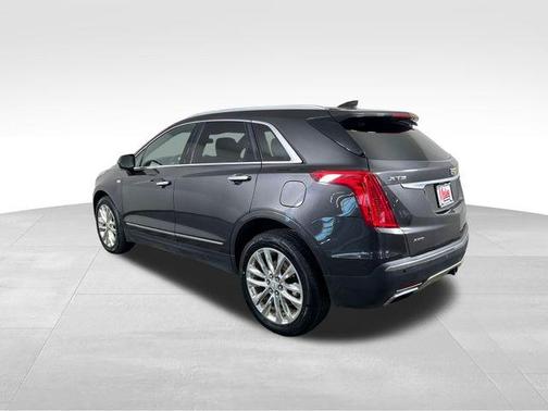 2017 Cadillac XT5 Platinum