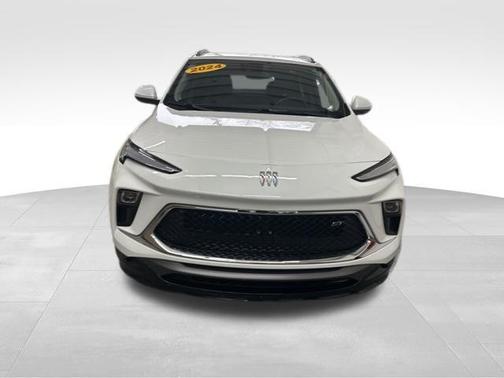 Summit White 2024 Buick Encore GX Sport Touring