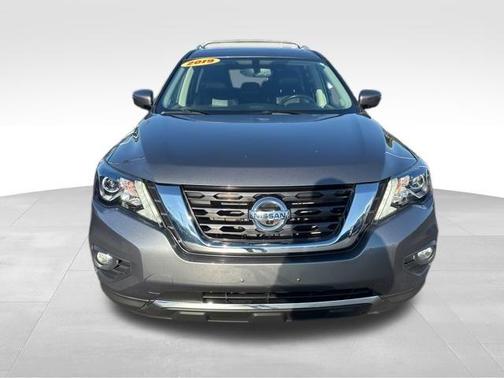 2019 Nissan Pathfinder Platinum
