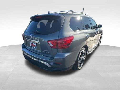 2019 Nissan Pathfinder Platinum