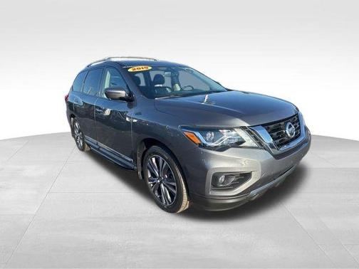 2019 Nissan Pathfinder Platinum