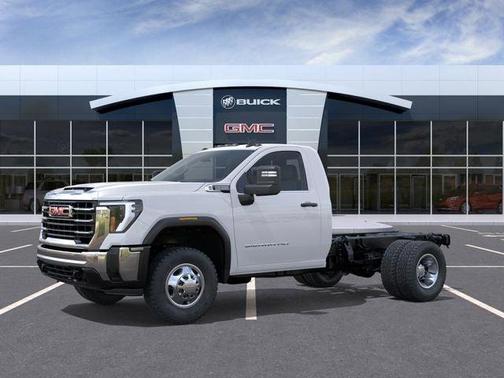 Summit White 2026 GMC Sierra 3500 Pro