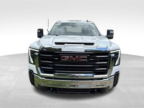 Summit White 2026 GMC Sierra 3500 Pro