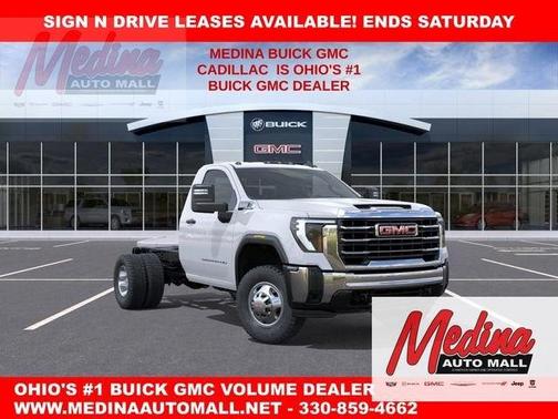 Summit White 2026 GMC Sierra 3500 Pro