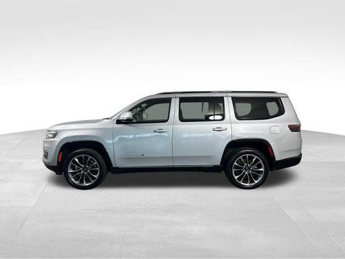 Silver Zynith 2022 Jeep Wagoneer Series III