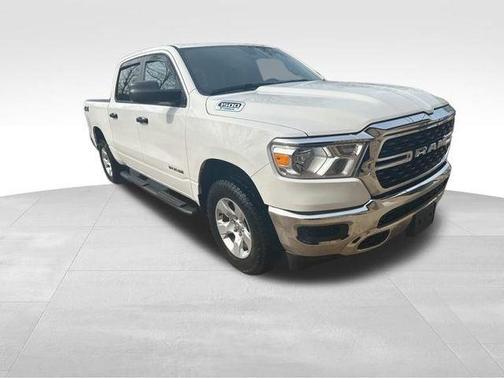 Bright White Clearcoat 2023 RAM 1500 Big Horn