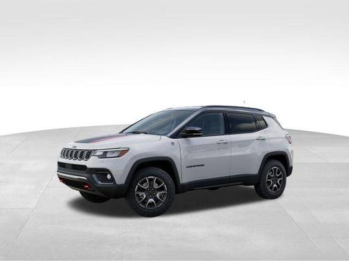 Bright White Clearcoat 2026 Jeep Compass Trailhawk