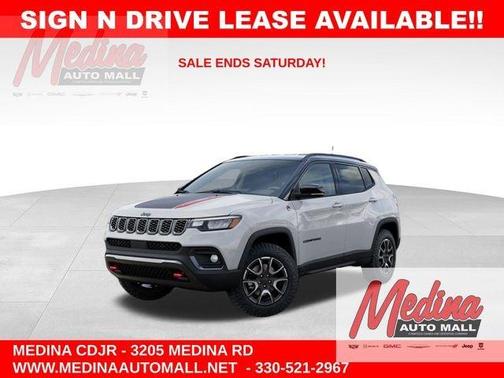 Bright White Clearcoat 2026 Jeep Compass Trailhawk