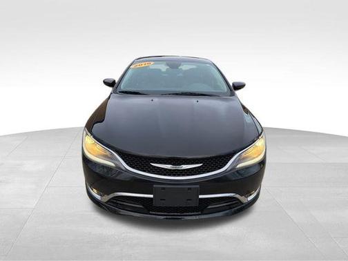 2016 Chrysler 200 C