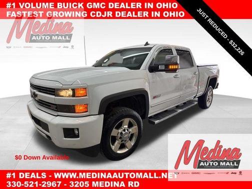 Summit White 2019 Chevrolet Silverado 2500 LT