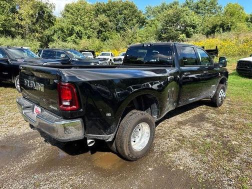 Diamond Black 2026 RAM 3500 Big Horn