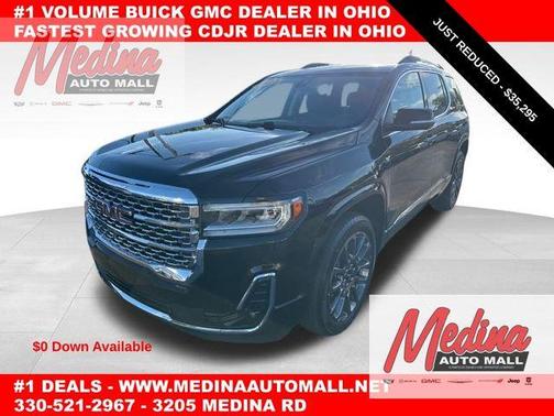 2023 GMC Acadia Denali