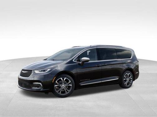 Diamond Black 2026 Chrysler Pacifica Pinnacle