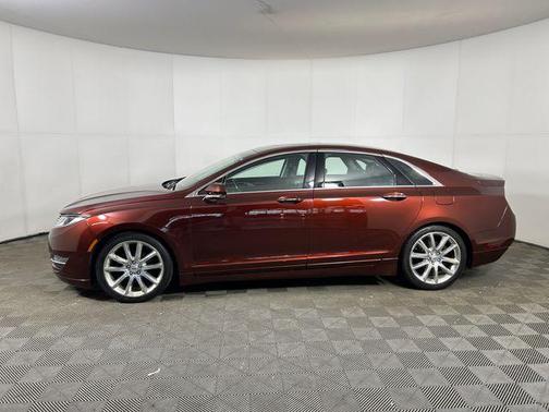 2016 Lincoln MKZ Hybrid Base