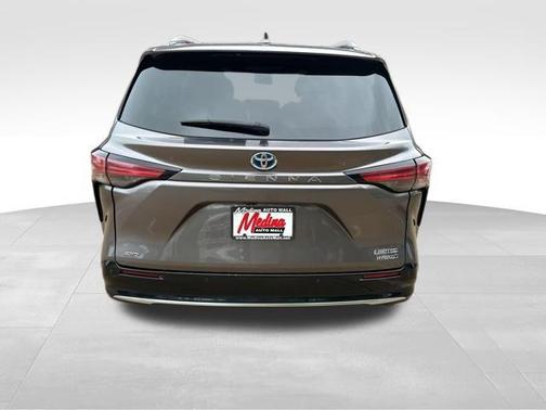 2021 Toyota Sienna Limited