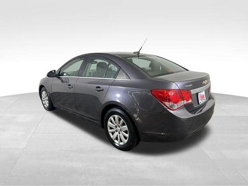 Taupe Gray Metallic 2011 Chevrolet Cruze 1LT