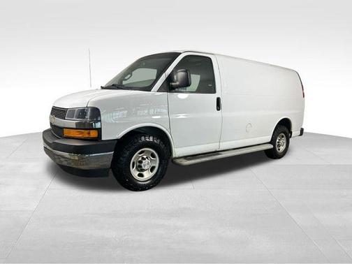 Summit White 2019 Chevrolet Express 2500 Work Van