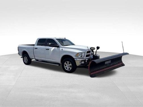 Bright White Clearcoat 2016 RAM 2500 SLT