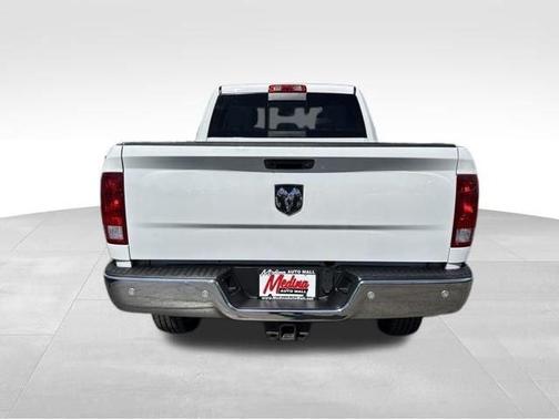 Bright White Clearcoat 2016 RAM 2500 SLT